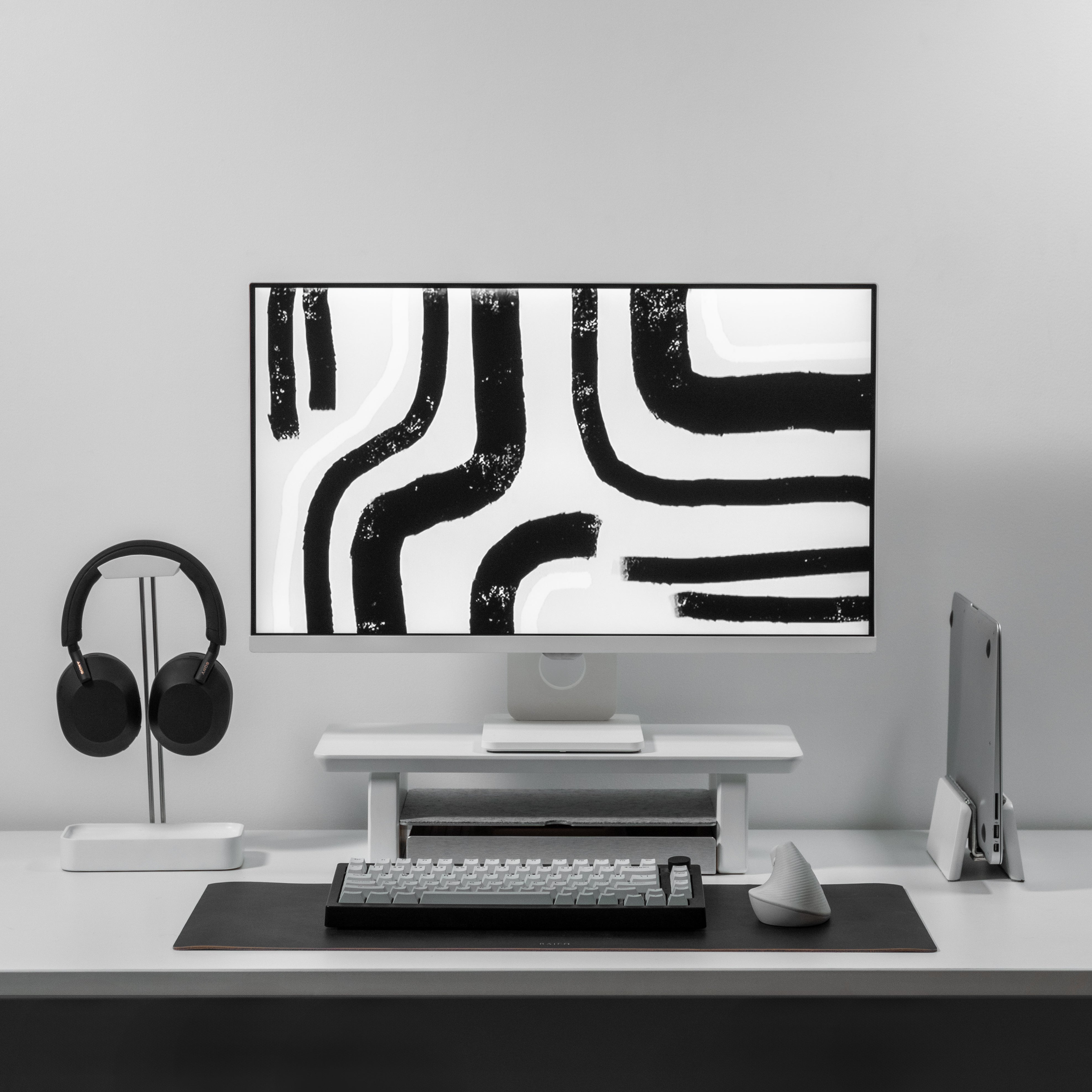 Desk Setup Cockpit | White